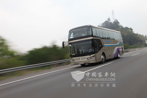 一路欢歌--试驾金旅凯歌xml6102j58y - 客车整车_客车