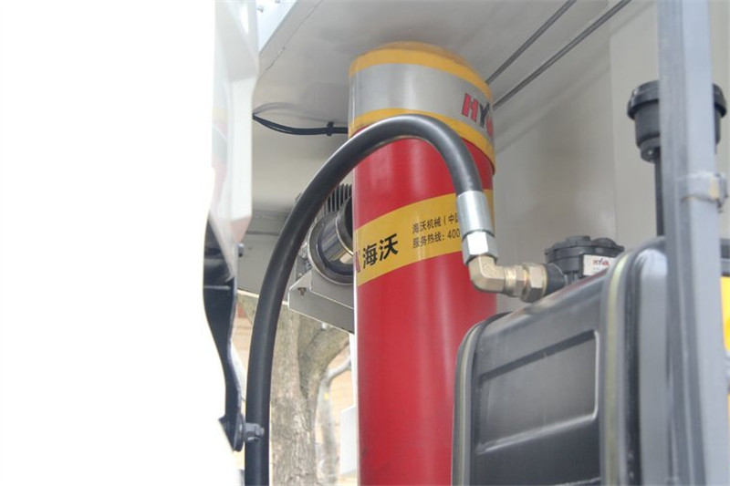 东风商用车 天龙KC重卡 350马力 6X4 7米 国四自卸车(DFL3258AX12B)