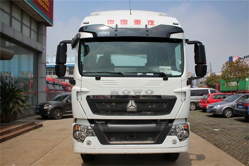 中国重汽 HOWO T5G重卡 340马力 4X2 国四牵引车(速比:3.7)(ZZ4187N361GD1)